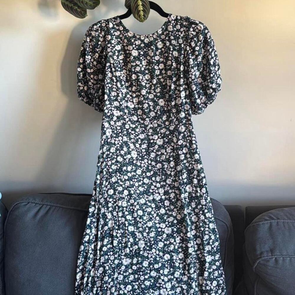 Old navy puff sleeve dress